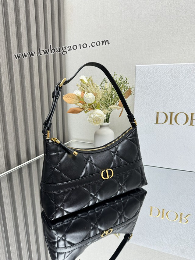 Dior专柜新款迪奥顶级原单黑色羊皮革超大藤格纹迷你单肩水饺包 djfk1028